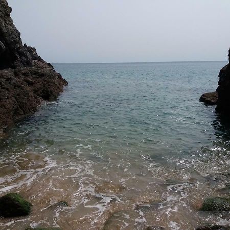 Estudio T0 Sobre A Praiaセシンブラ エクステリア 写真